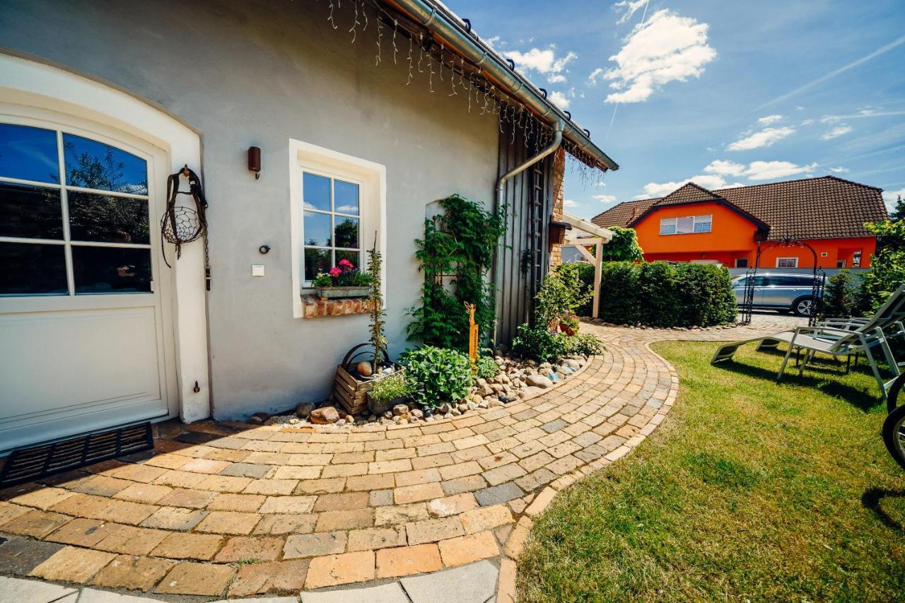 Altes Gewoelbe Mit Sauna Und Whirlpool Im Aussenbereich Elsterheide Dış mekan fotoğraf